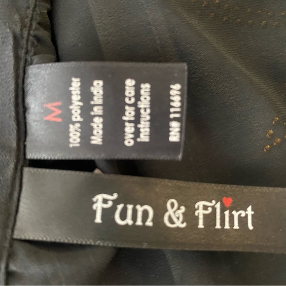 Woman’s sheer Black blouse - Picture 5 of 6